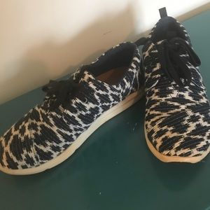 TOMS Aztec print sneakers